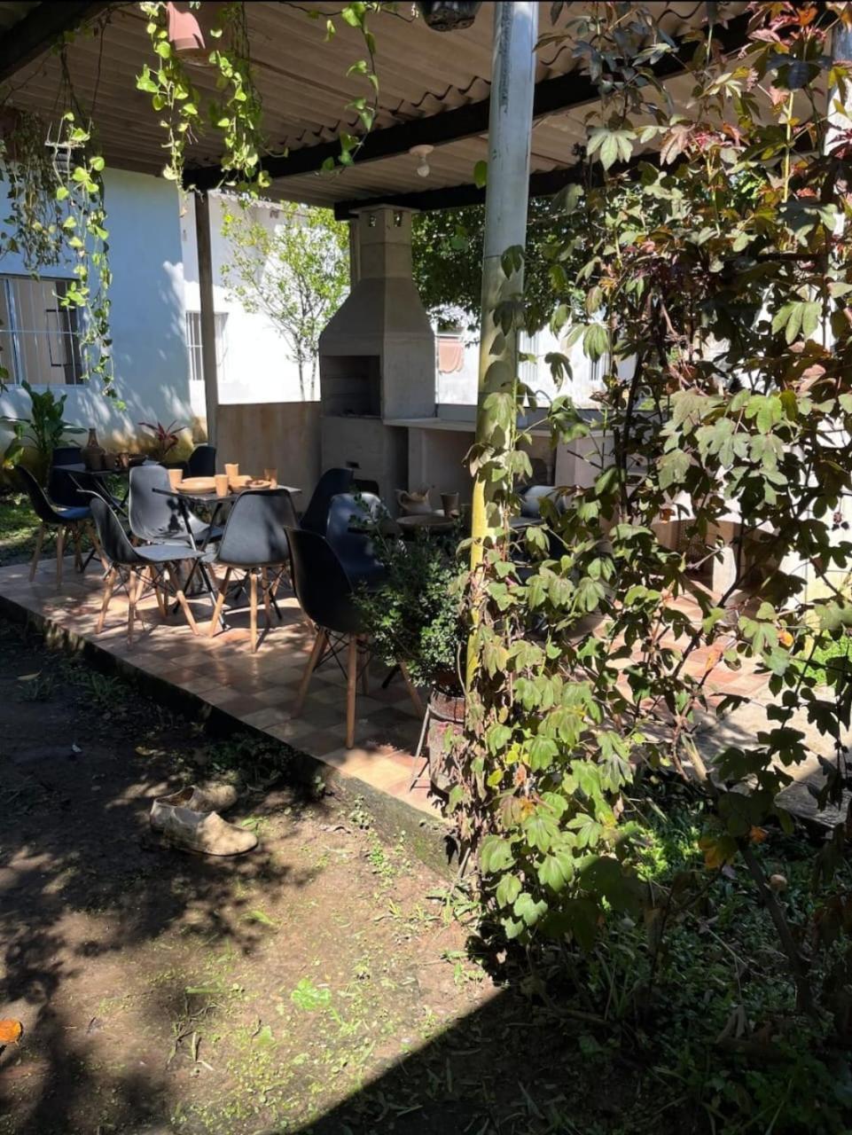 Chacara Completa Com Piscina ,2 Quartos, 20 Pessoas Itariri Exterior photo