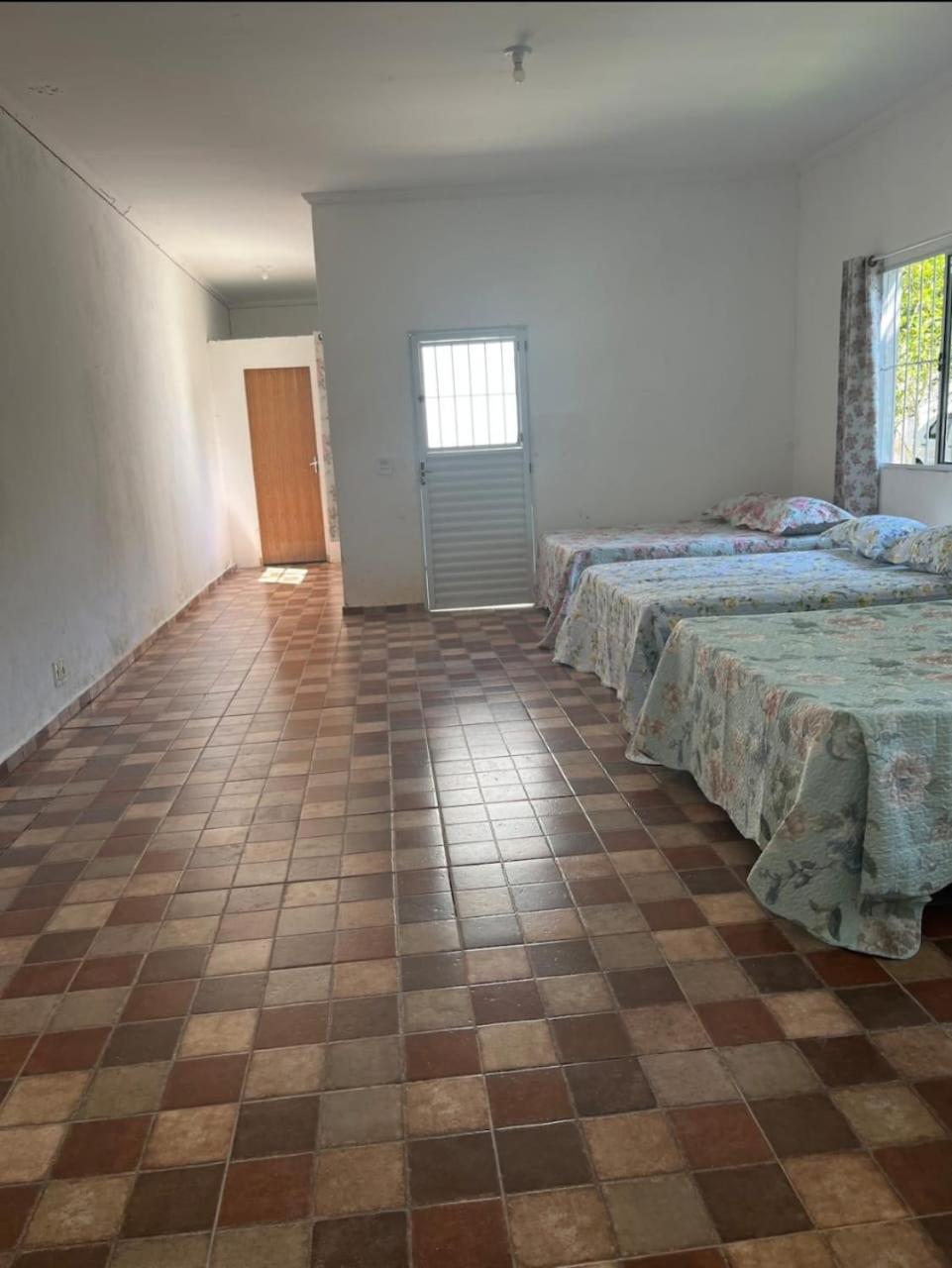 Chacara Completa Com Piscina ,2 Quartos, 20 Pessoas Itariri Exterior photo